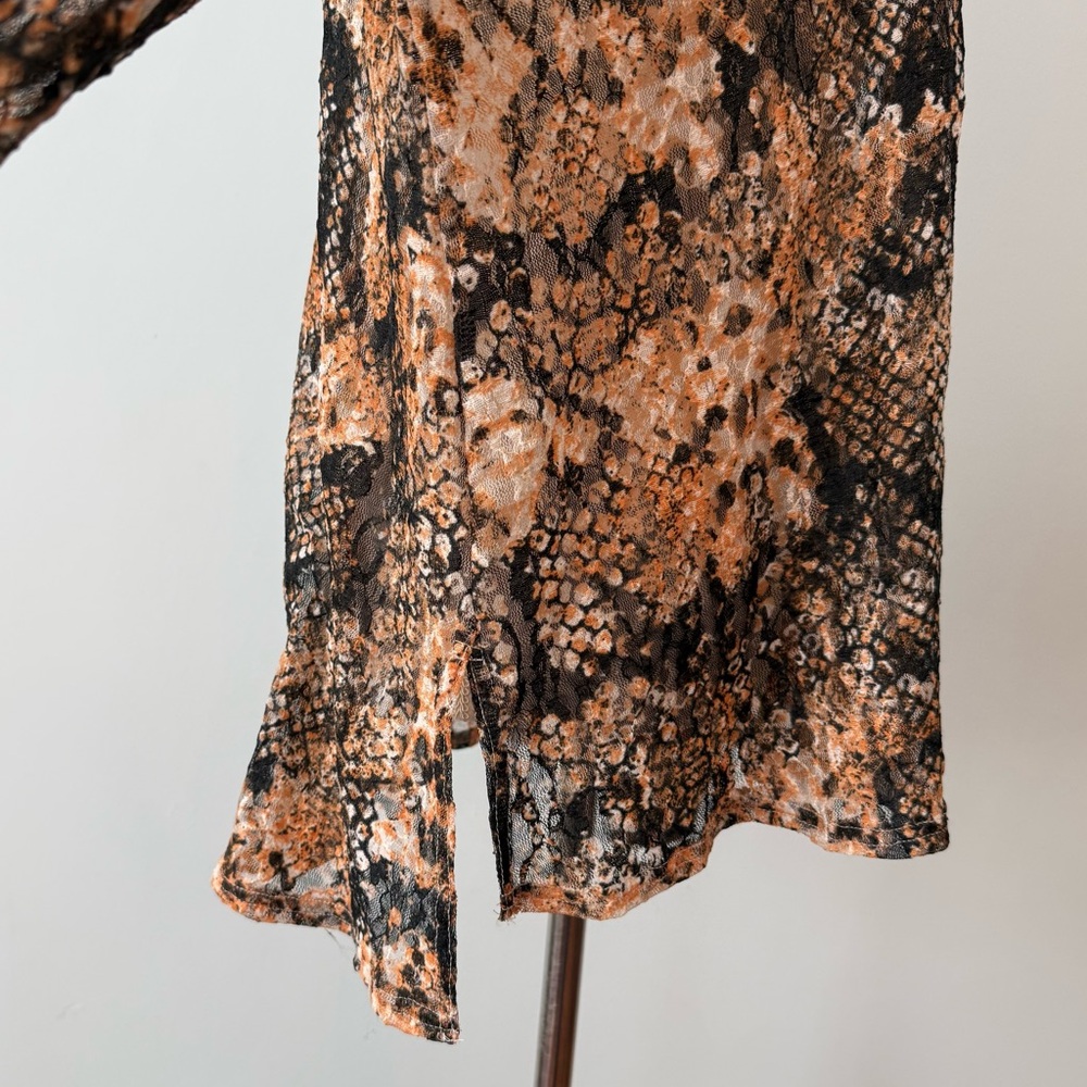 π Free People Sheer Lace Snake Print Oversized Boho Layering Stretch Blouse S - Picture 7 of 13